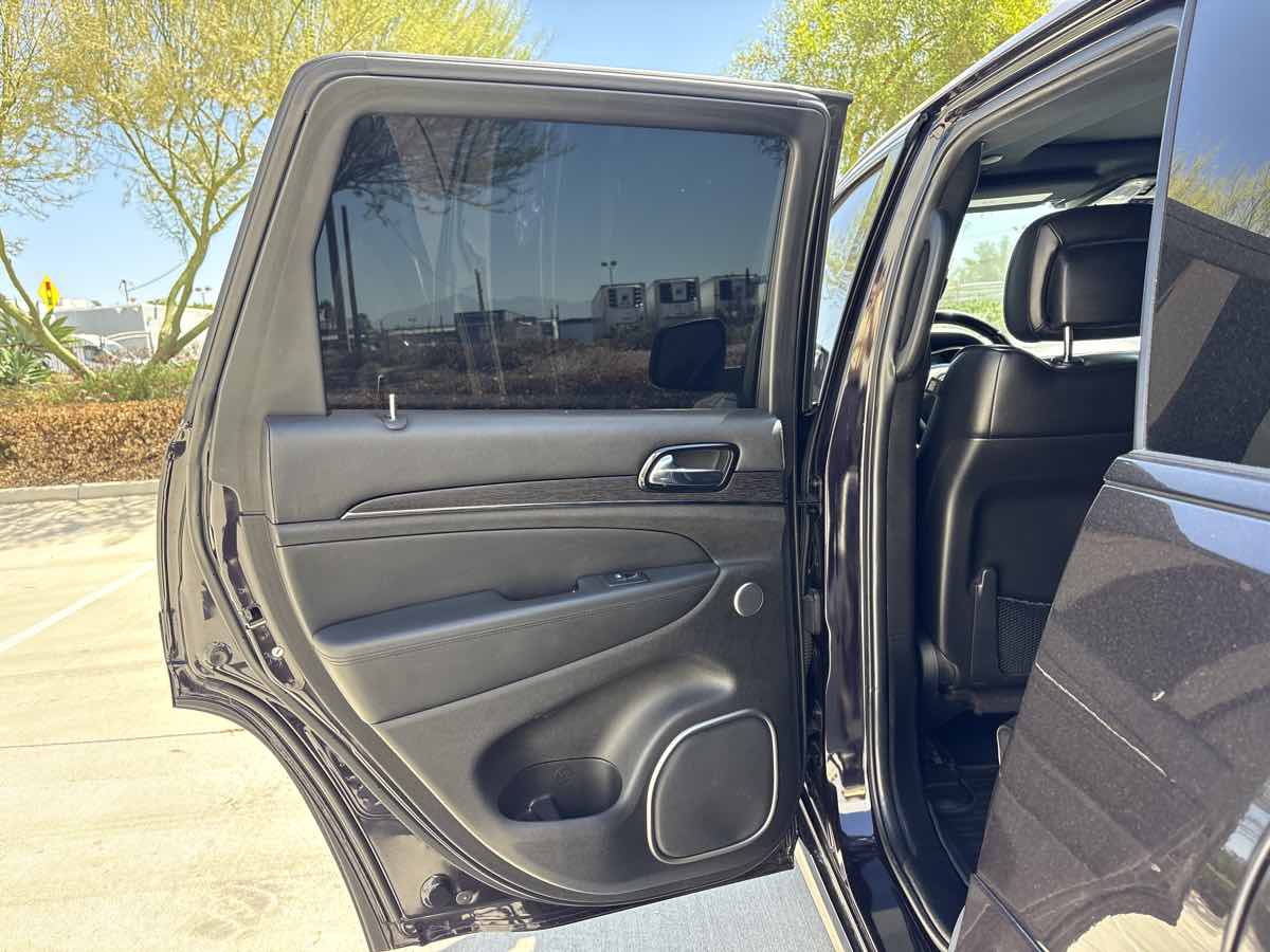 Photo 11 of this Jeep Grand Cherokee