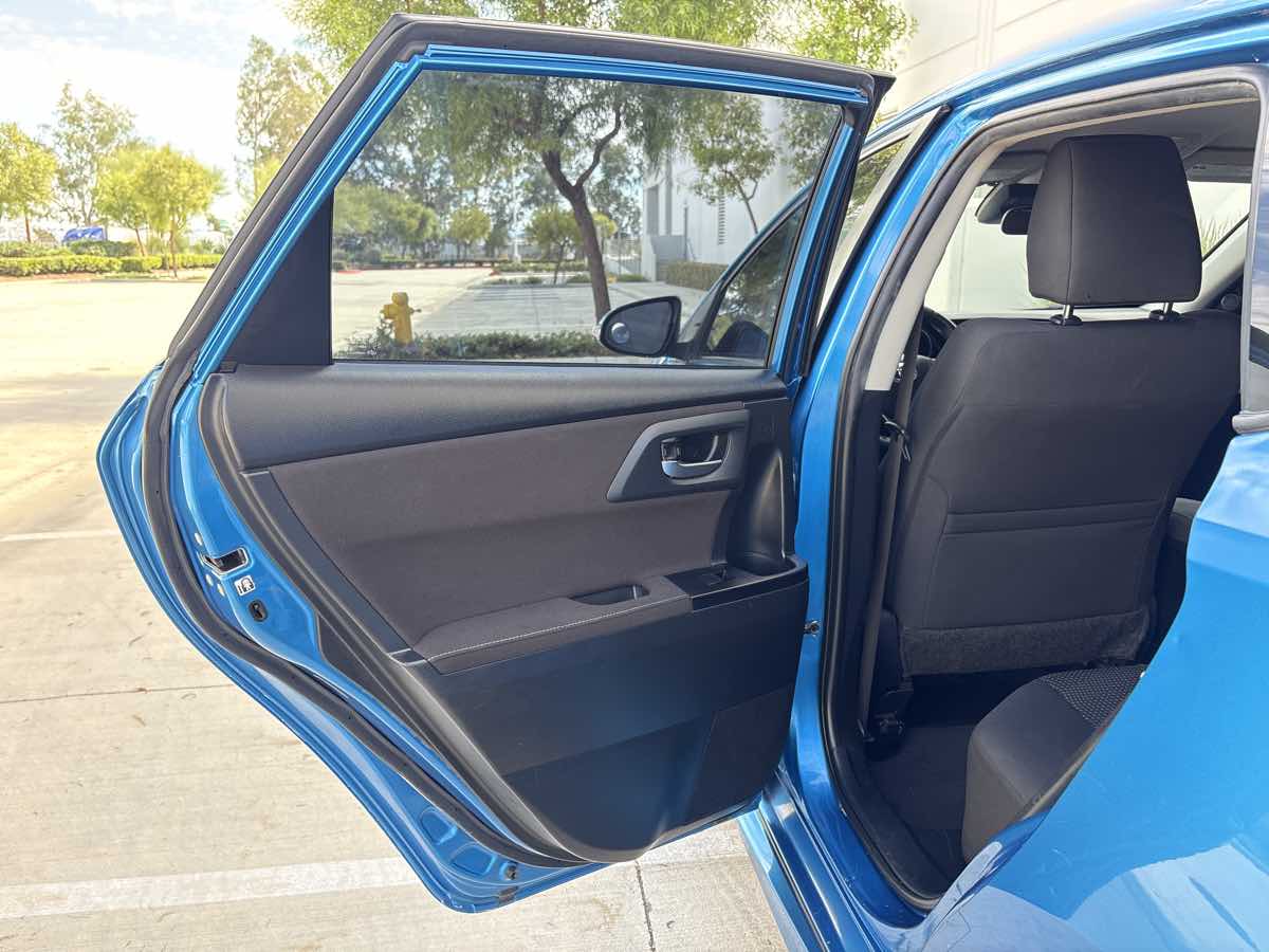 Photo 11 of this Toyota Corolla iM