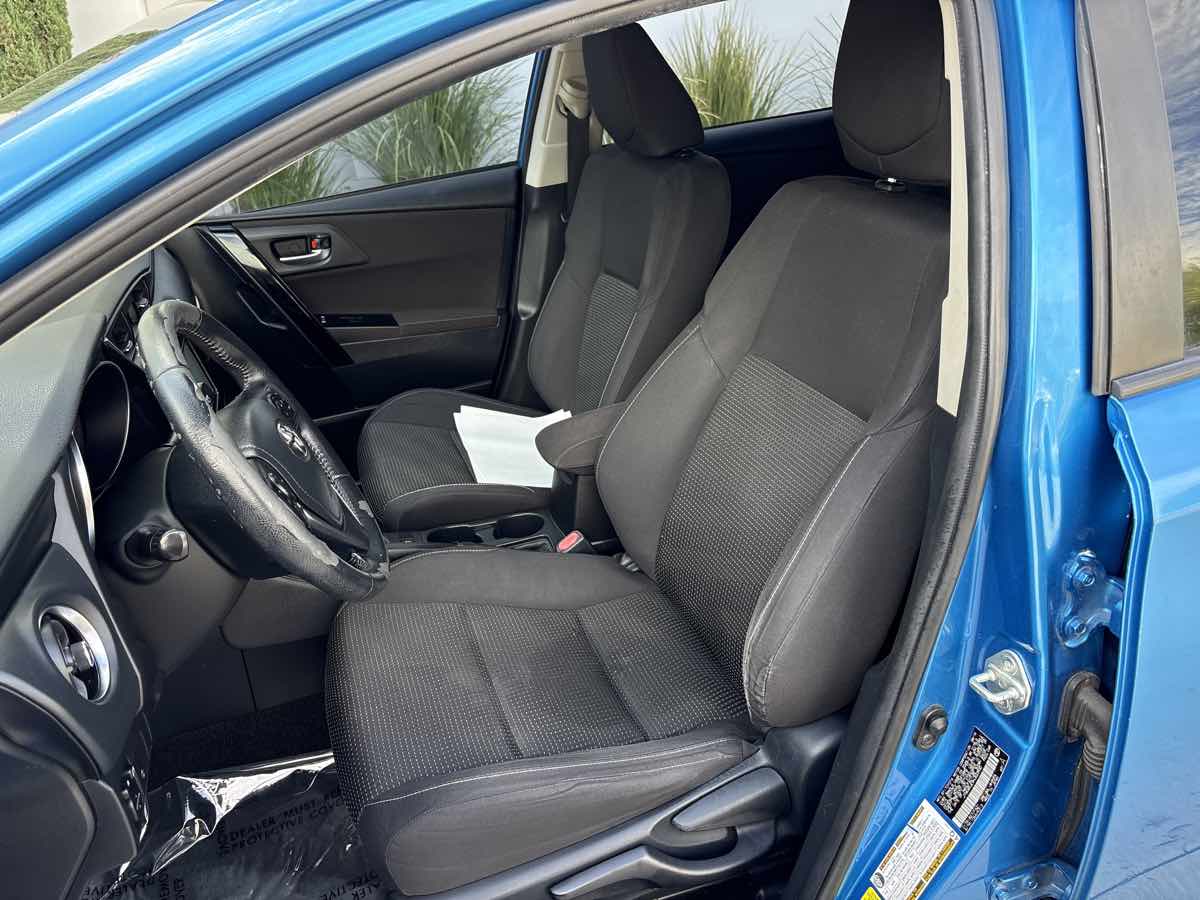 Photo 19 of this Toyota Corolla iM