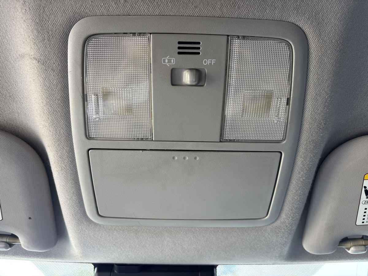 Photo 25 of this Toyota Corolla iM