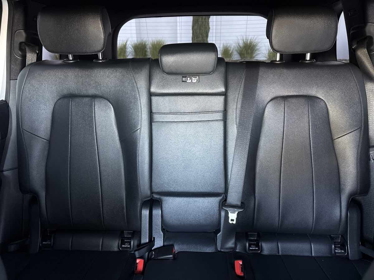 Photo 29 of this Mercedes-Benz EQB 300