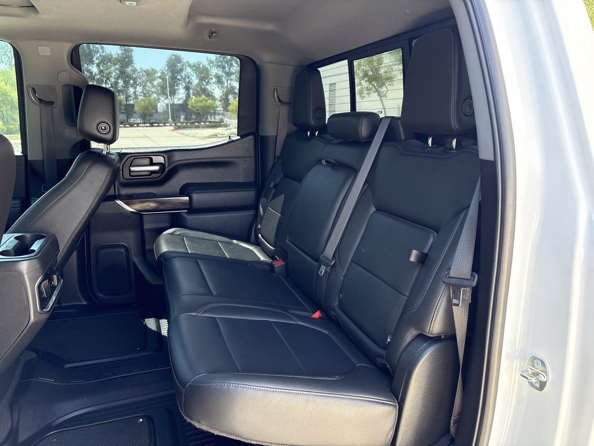 Photo 12 of this GMC Sierra 1500