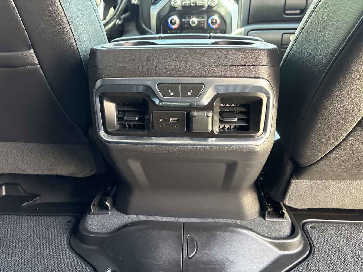 Photo 15 of this GMC Sierra 1500