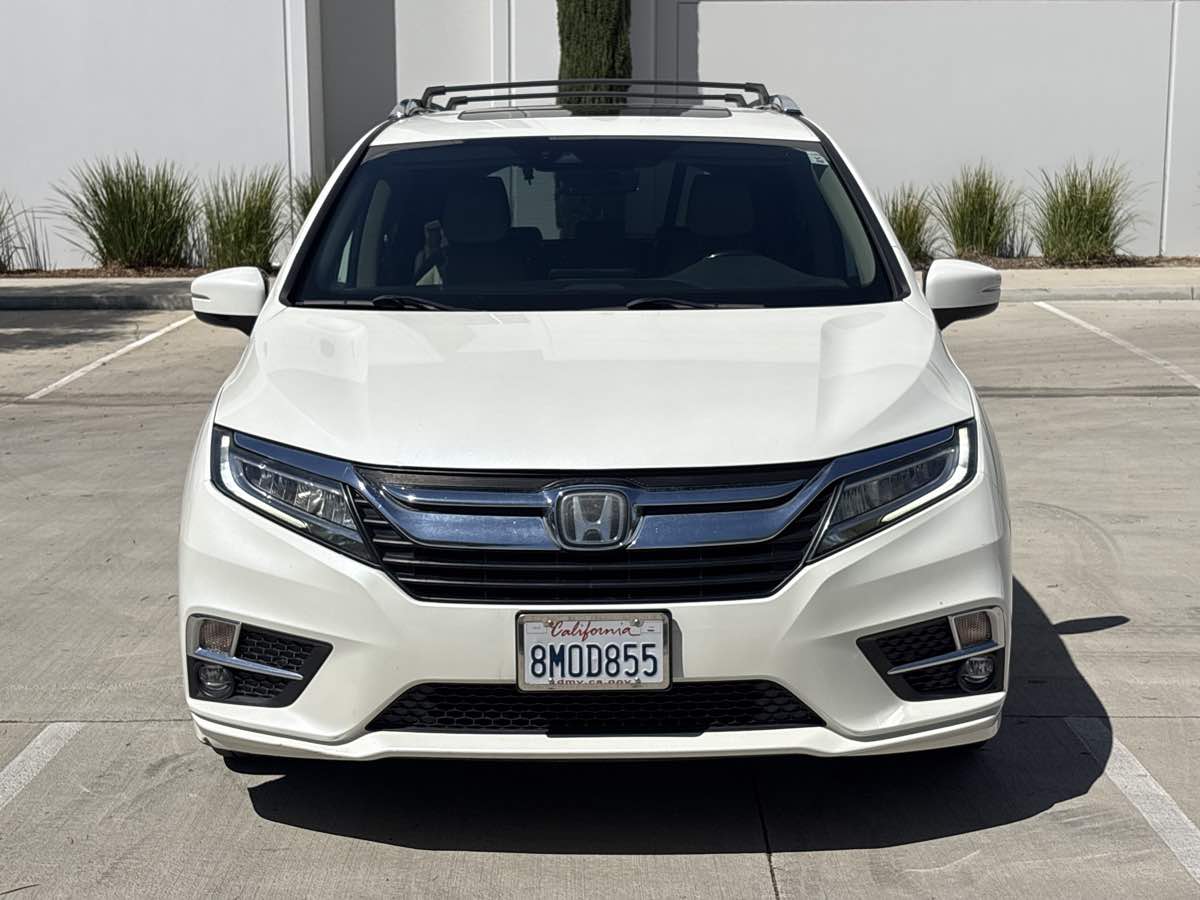 Photo 8 of this Honda Odyssey
