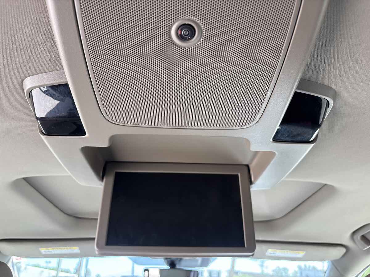 Photo 13 of this Honda Odyssey