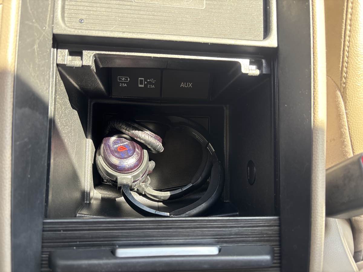 Photo 27 of this Honda Odyssey