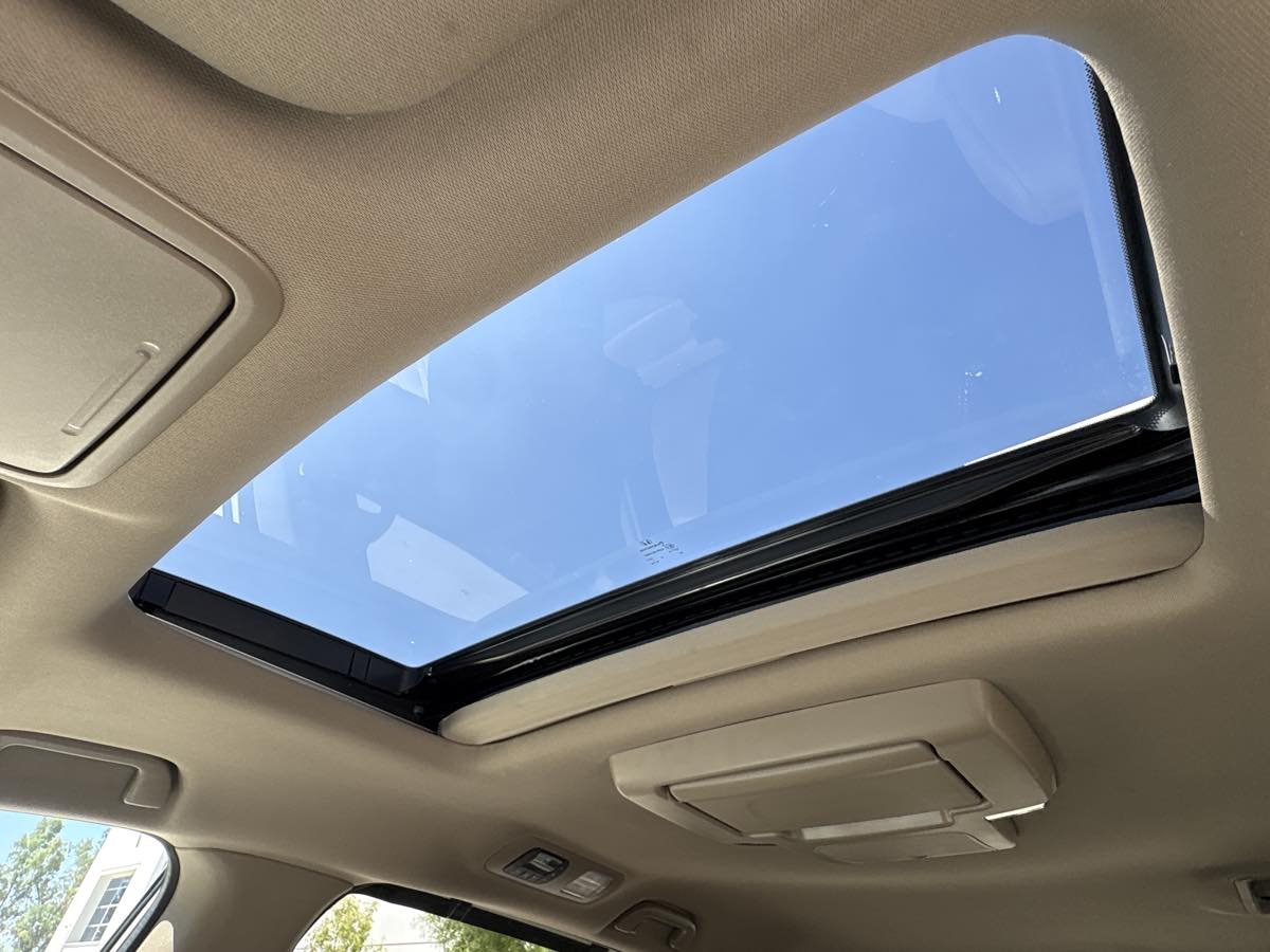 Photo 29 of this Honda Odyssey
