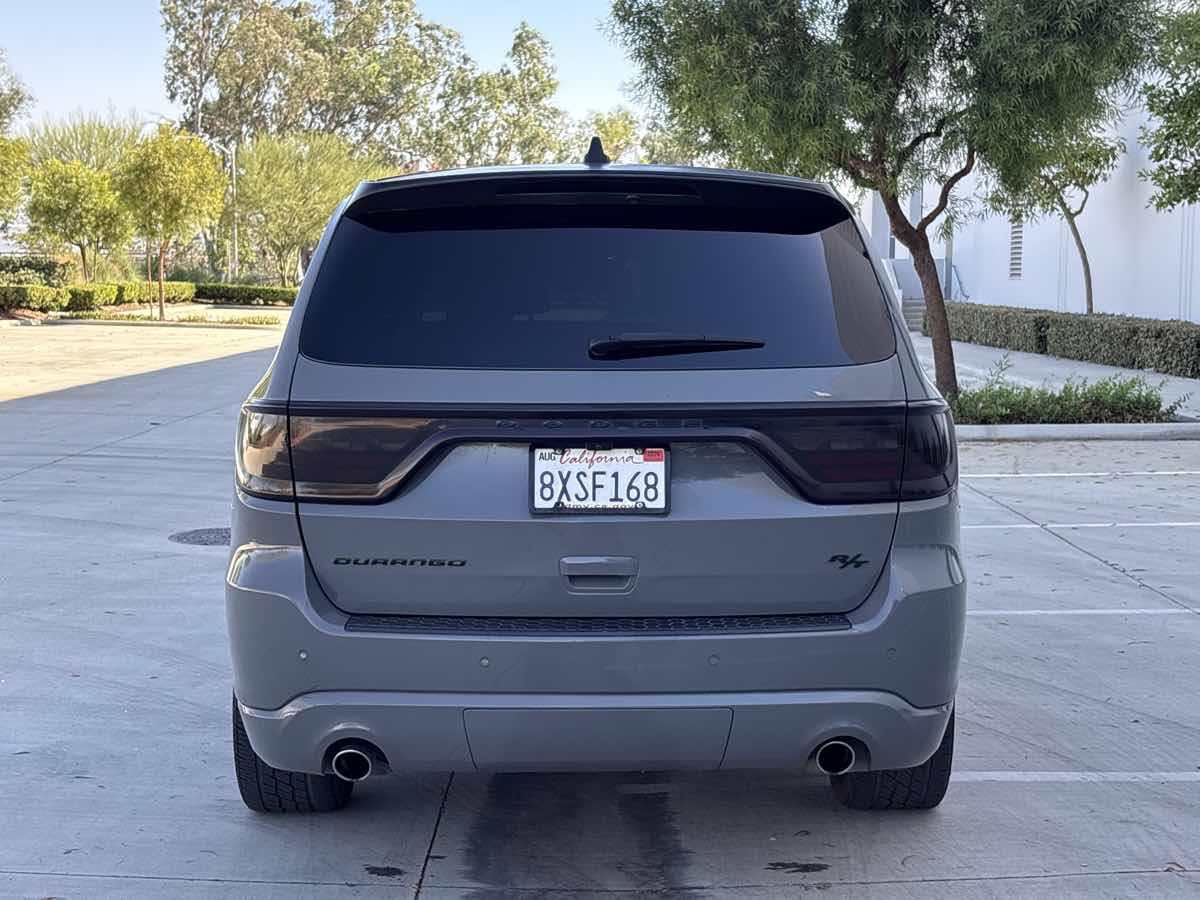 Photo 4 of this Dodge Durango