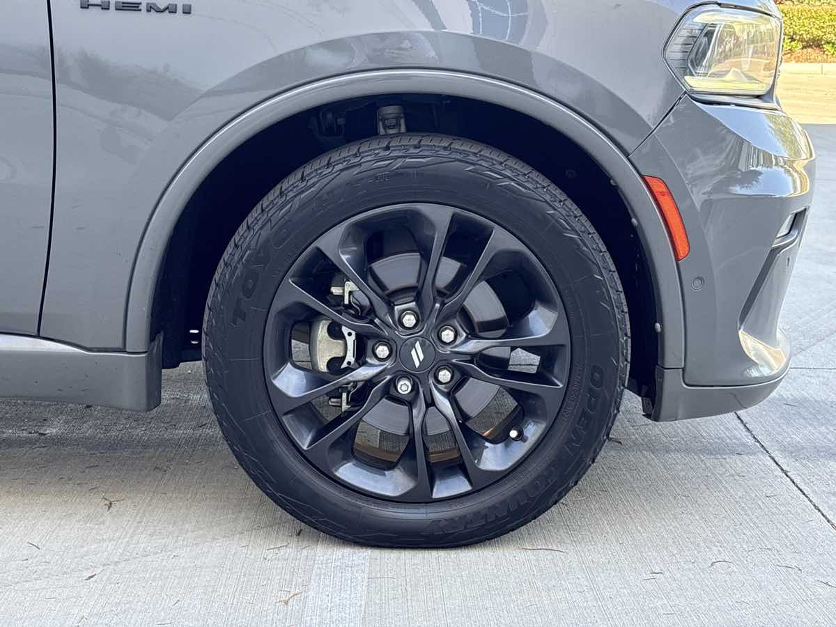 Photo 9 of this Dodge Durango