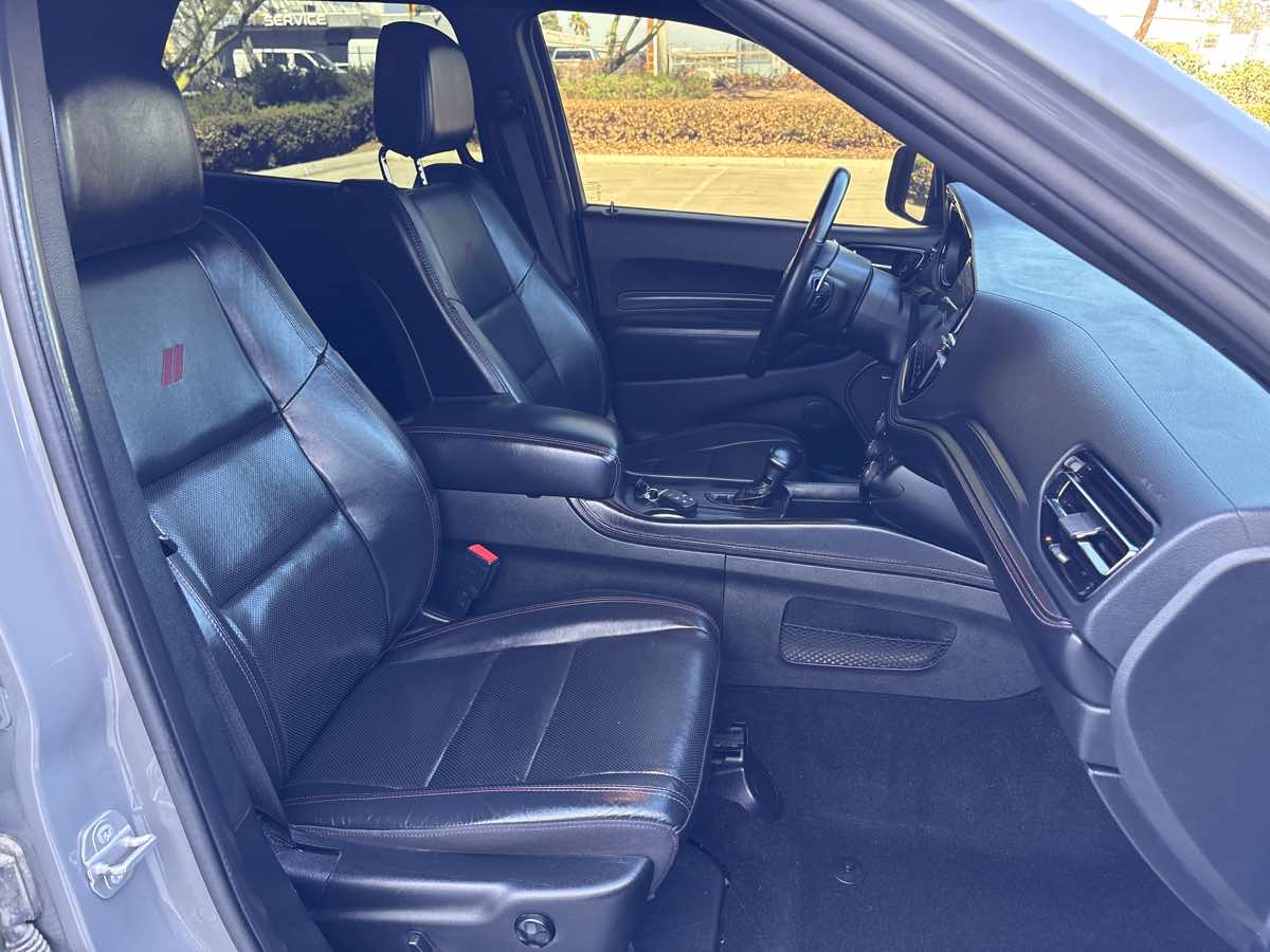 Photo 18 of this Dodge Durango