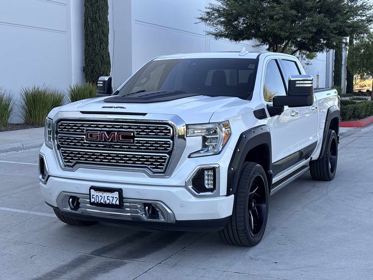 Photo 7 of this GMC Sierra 1500