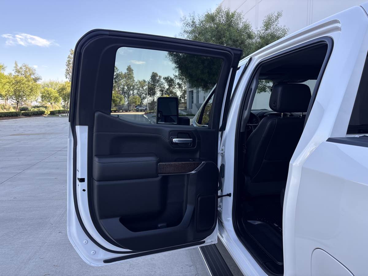 Photo 11 of this GMC Sierra 1500