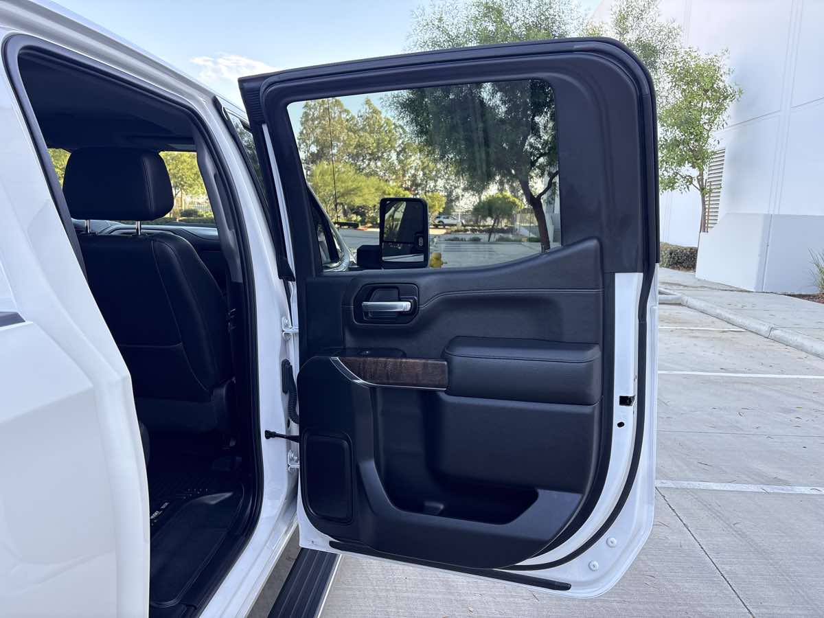 Photo 13 of this GMC Sierra 1500