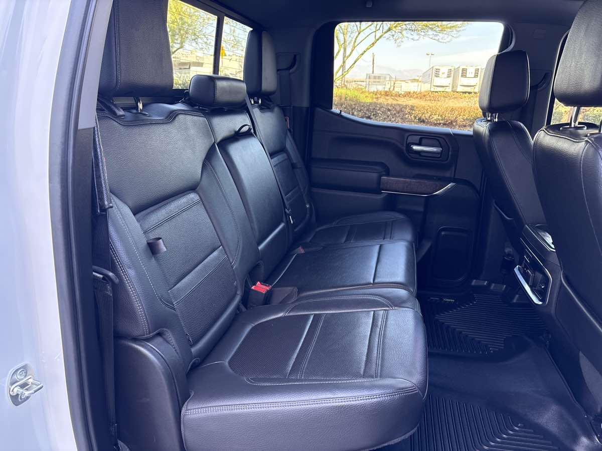 Photo 14 of this GMC Sierra 1500