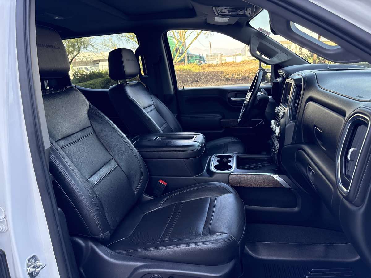 Photo 17 of this GMC Sierra 1500