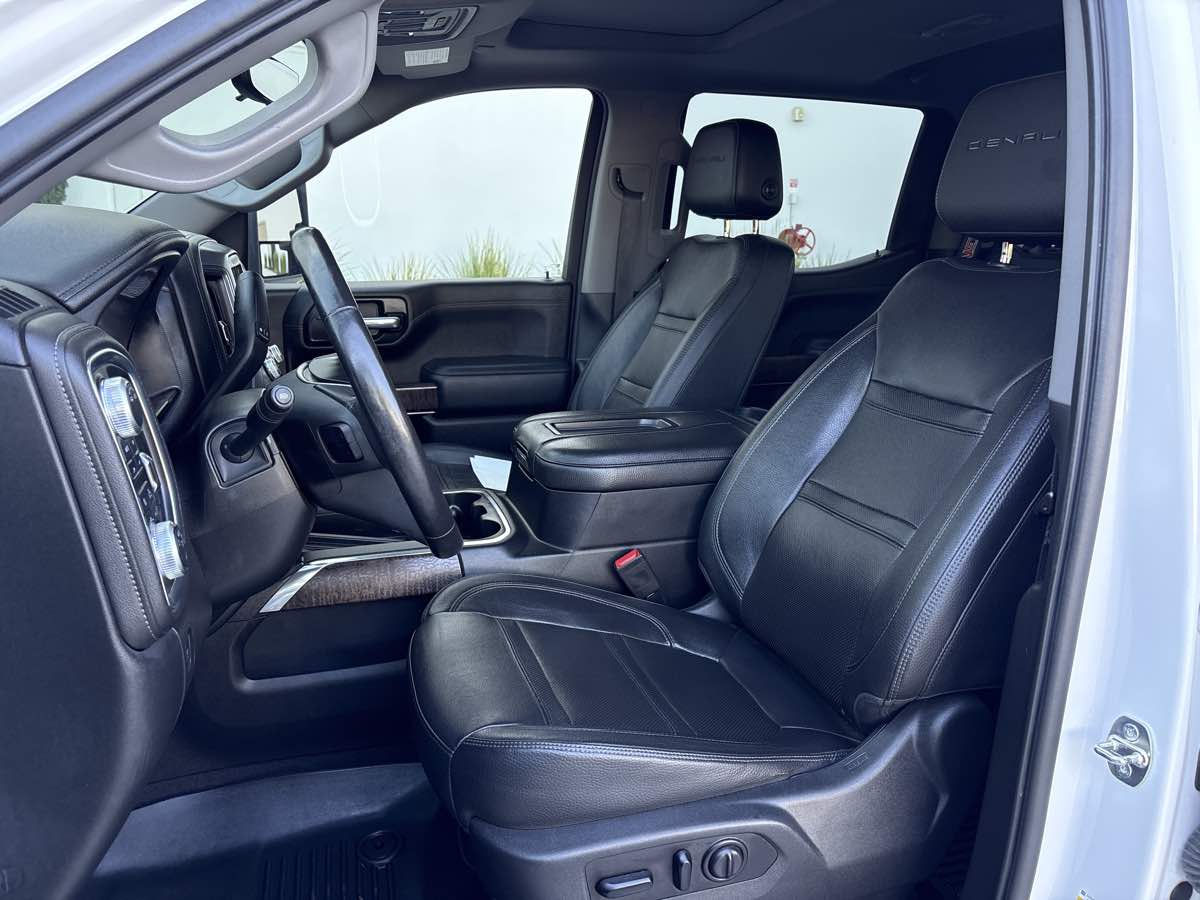 Photo 20 of this GMC Sierra 1500