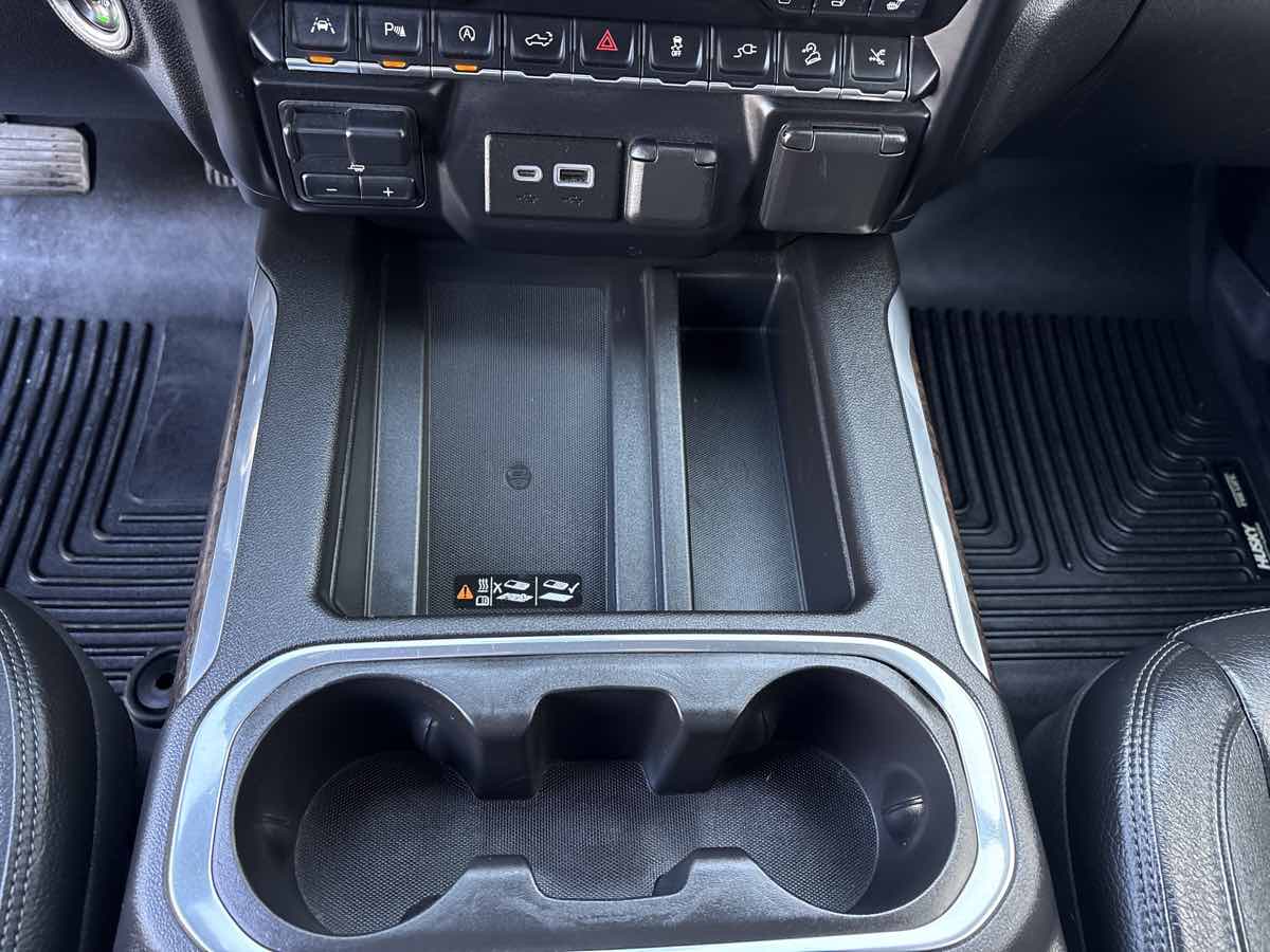 Photo 26 of this GMC Sierra 1500