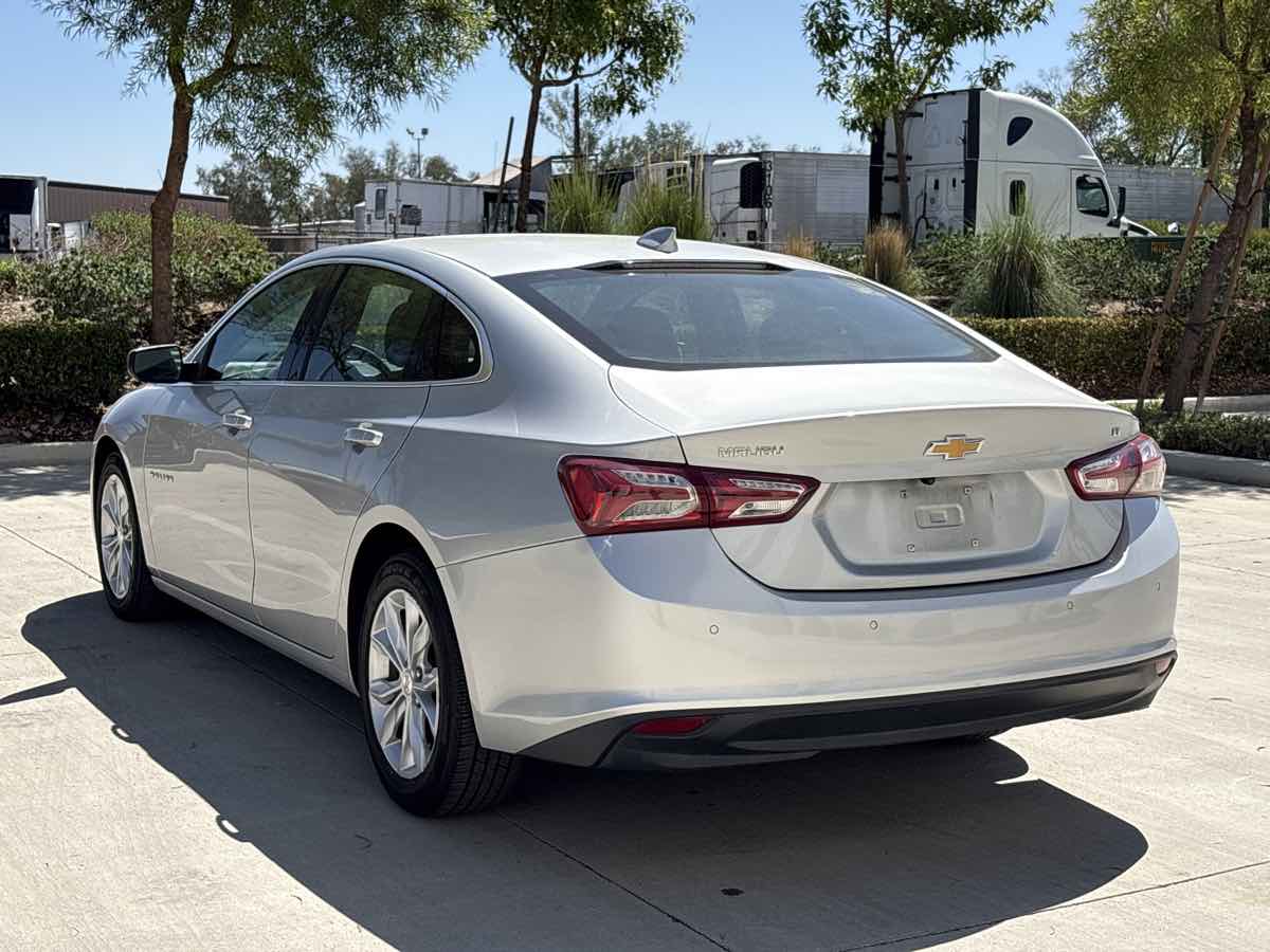 Photo 5 of this Chevrolet Malibu