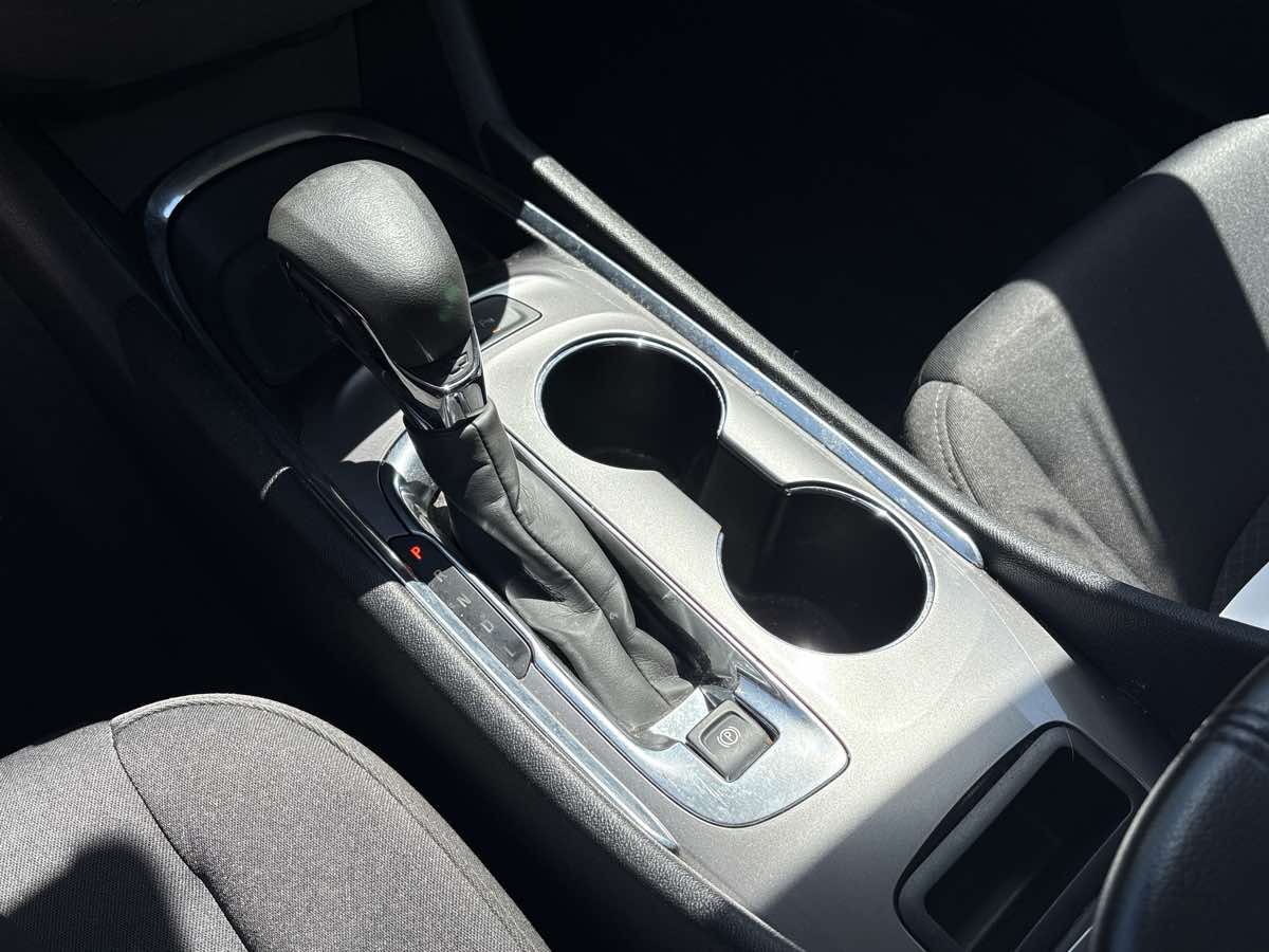Photo 25 of this Chevrolet Malibu