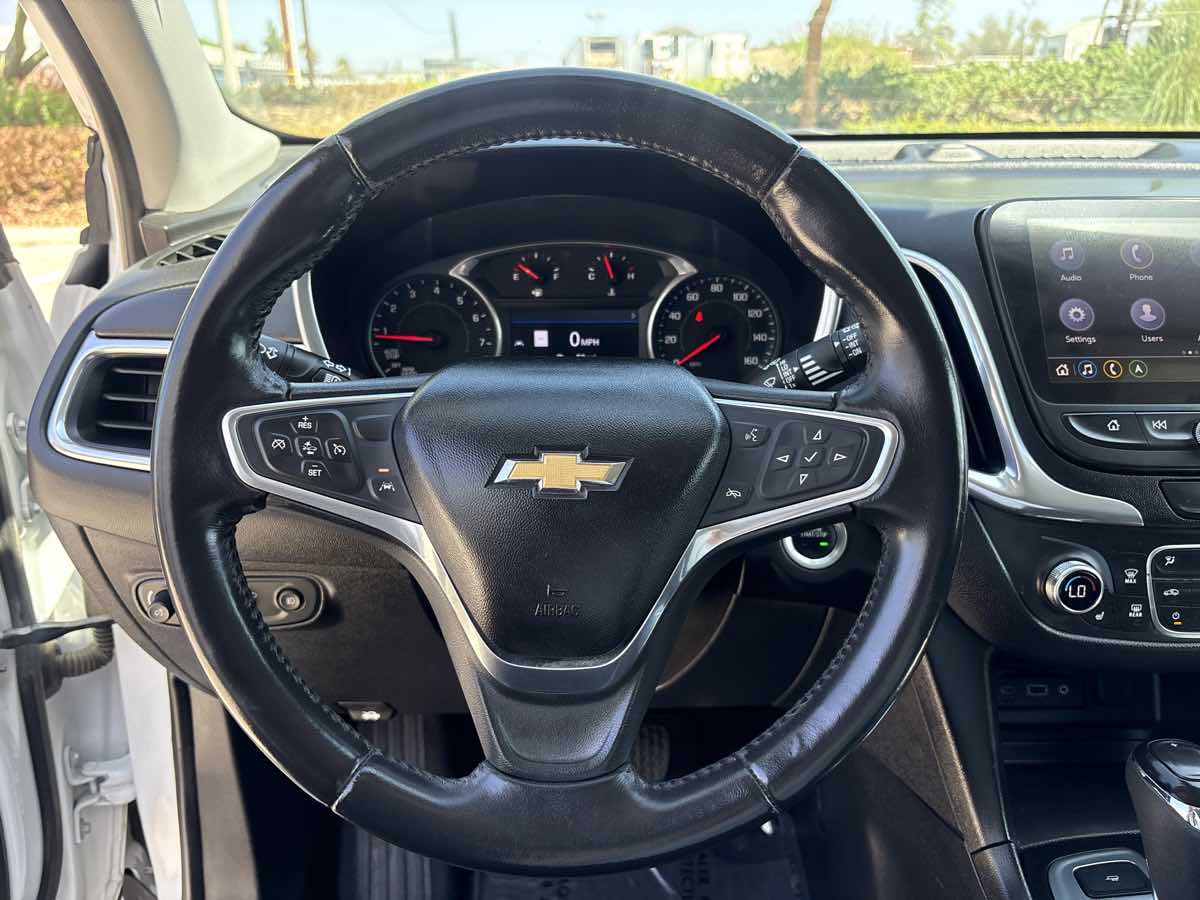 Photo 22 of this Chevrolet Equinox