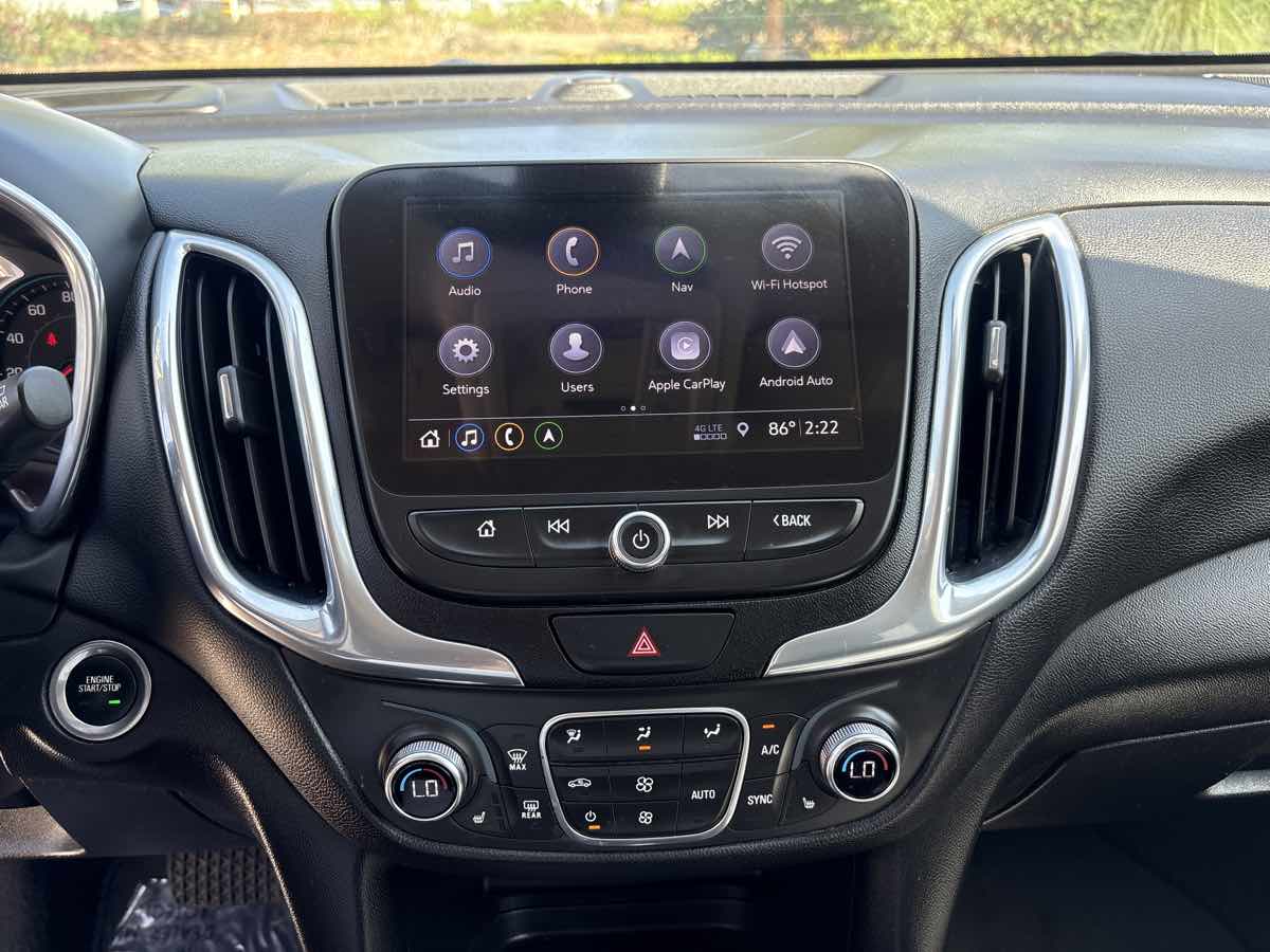 Photo 24 of this Chevrolet Equinox