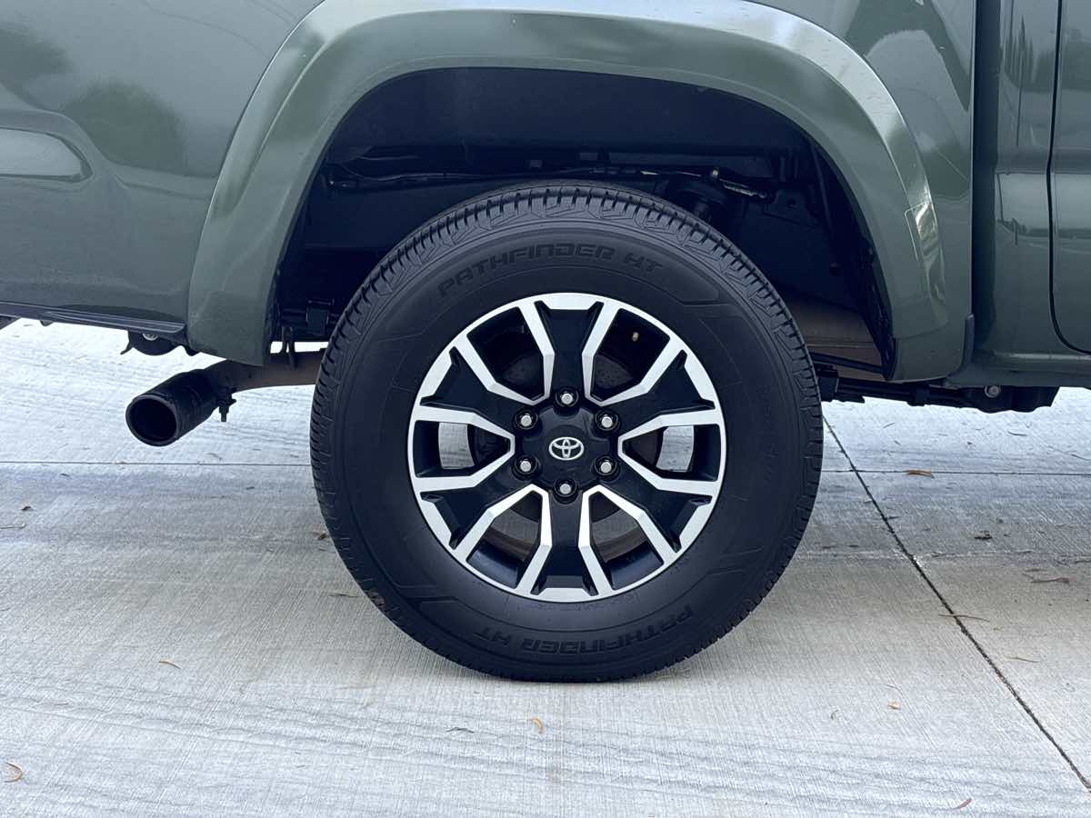 Photo 9 of this Toyota Tacoma 2WD