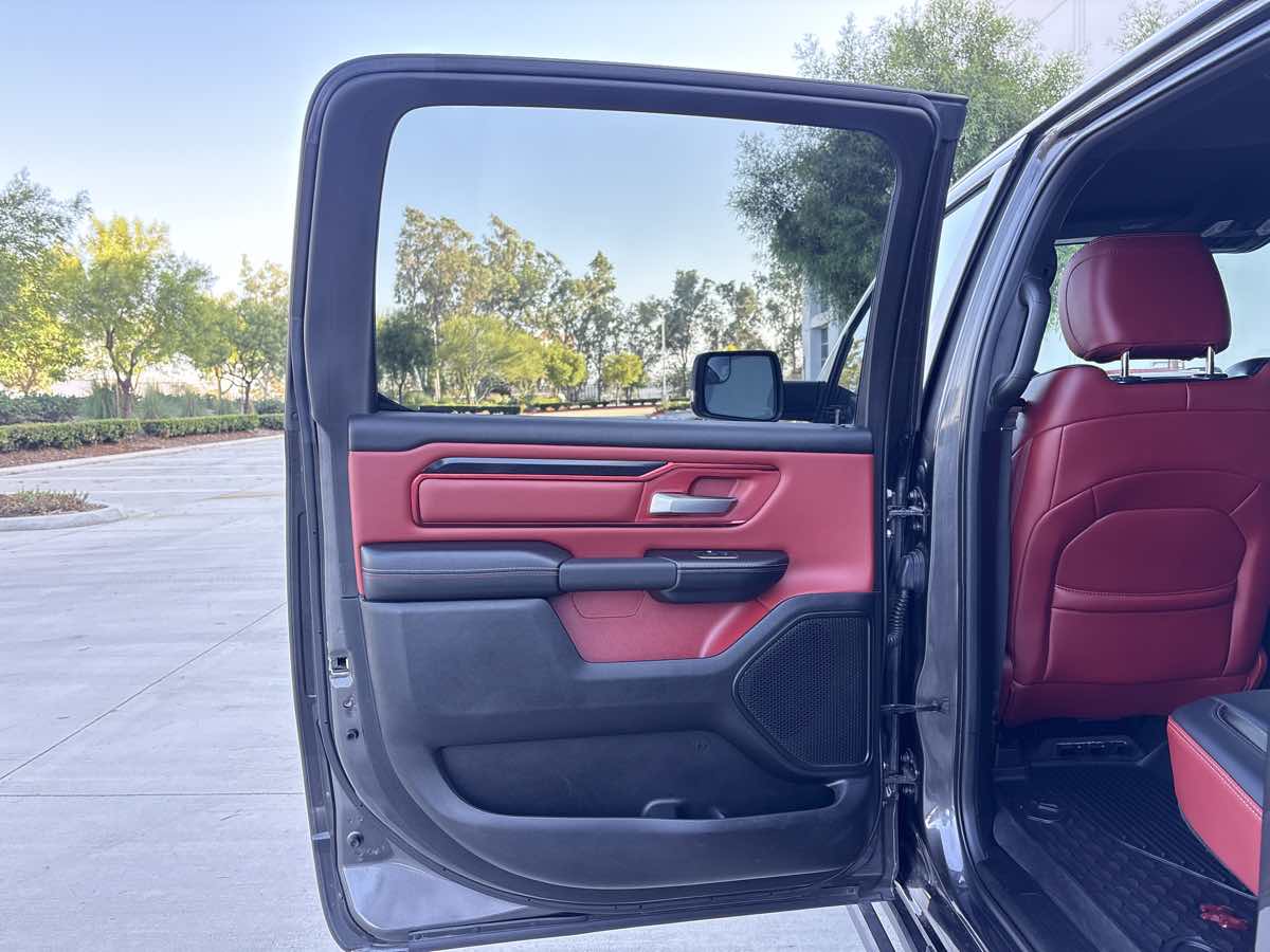 Photo 11 of this Ram 1500