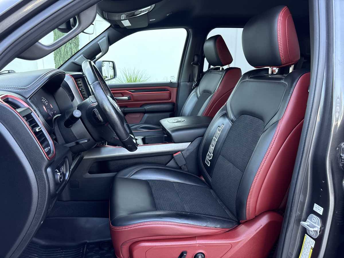 Photo 20 of this Ram 1500
