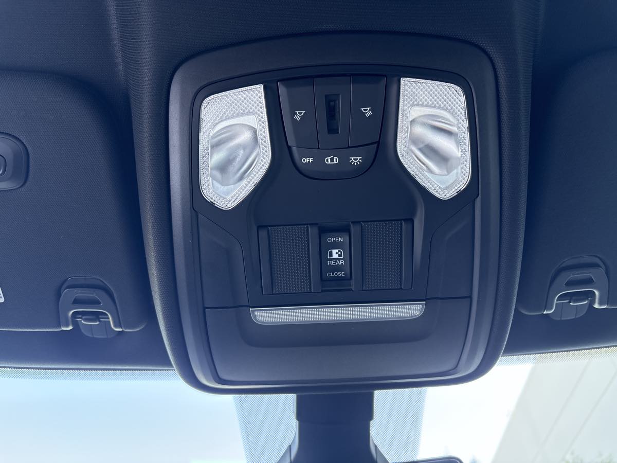 Photo 28 of this Ram 1500