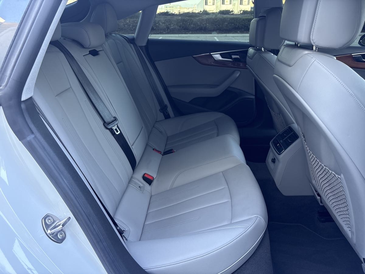 Photo 15 of this Audi A5 Sportback