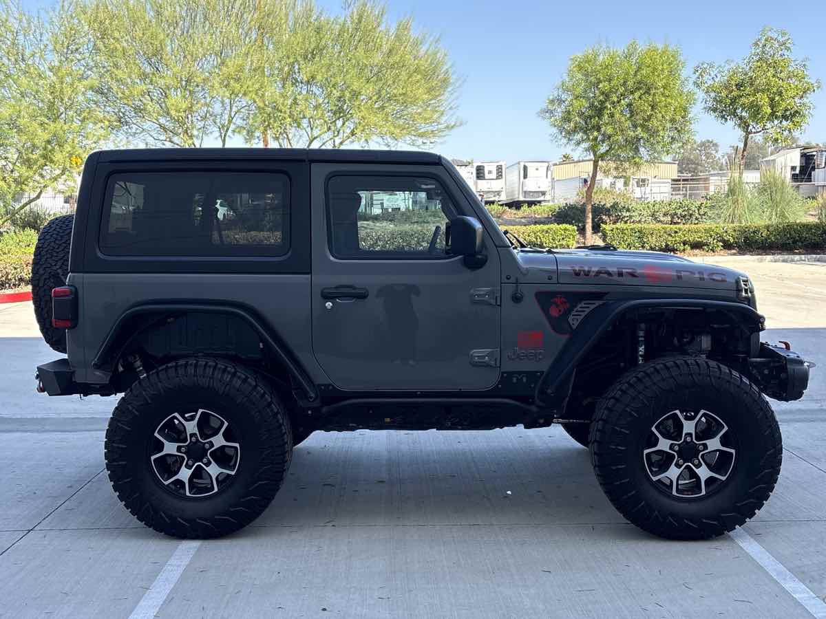 Photo 2 of this Jeep Wrangler