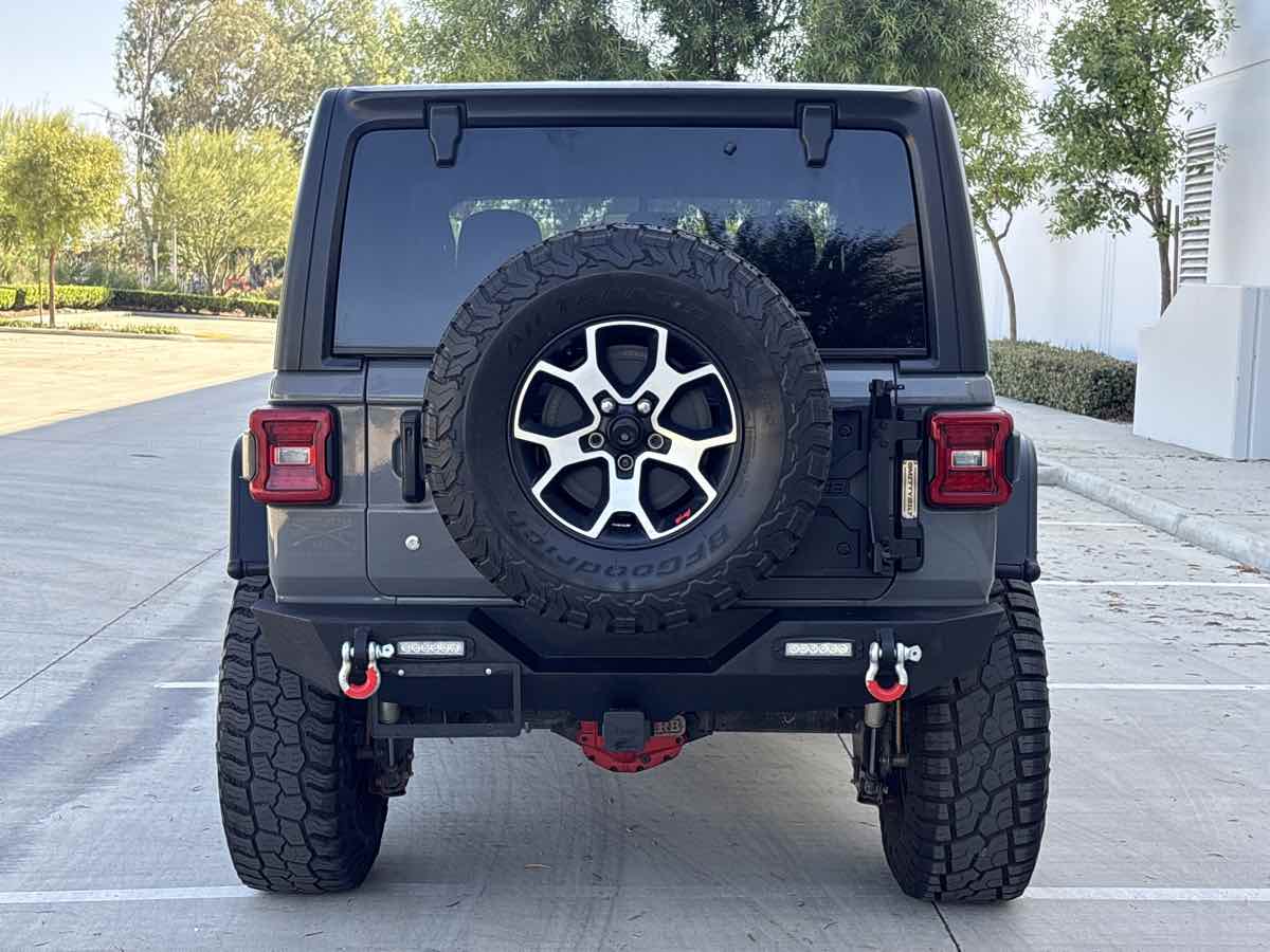 Photo 4 of this Jeep Wrangler
