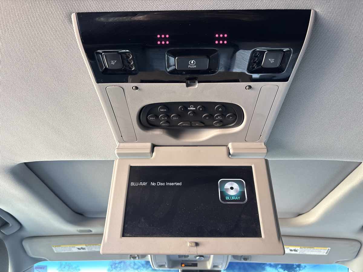 Photo 14 of this Chevrolet Suburban