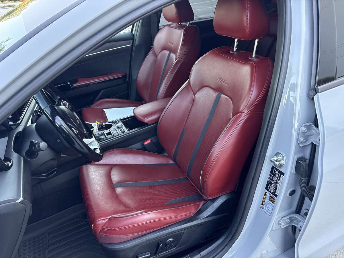 Photo 19 of this Kia K5