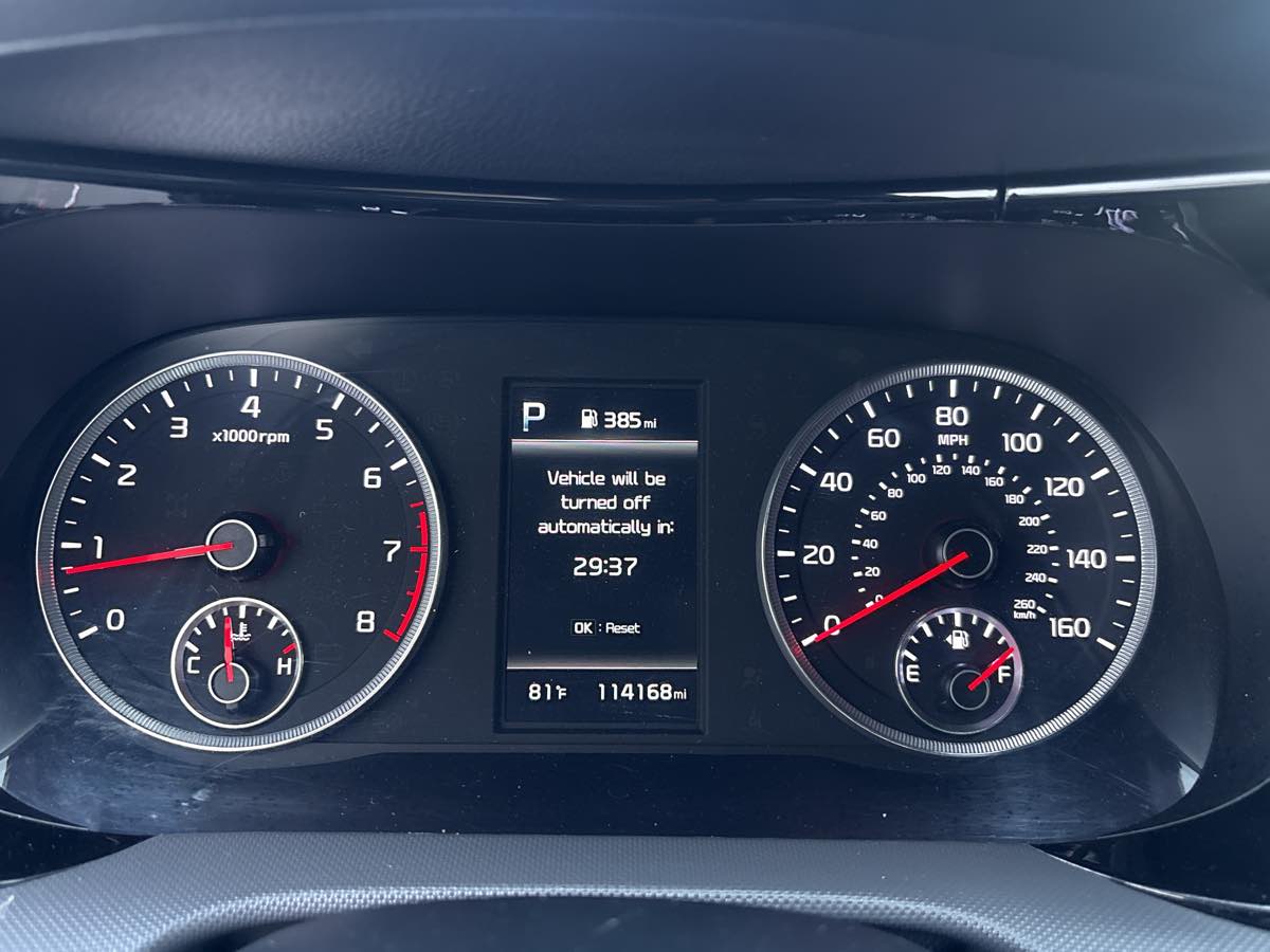 Photo 22 of this Kia K5