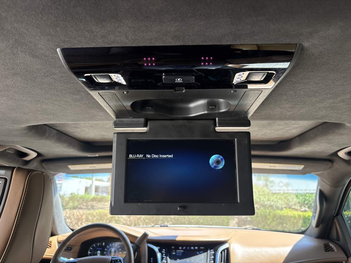 Photo 17 of this Cadillac Escalade ESV