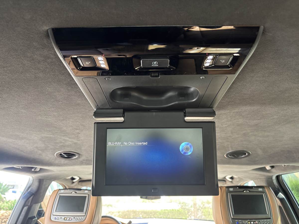 Photo 18 of this Cadillac Escalade ESV