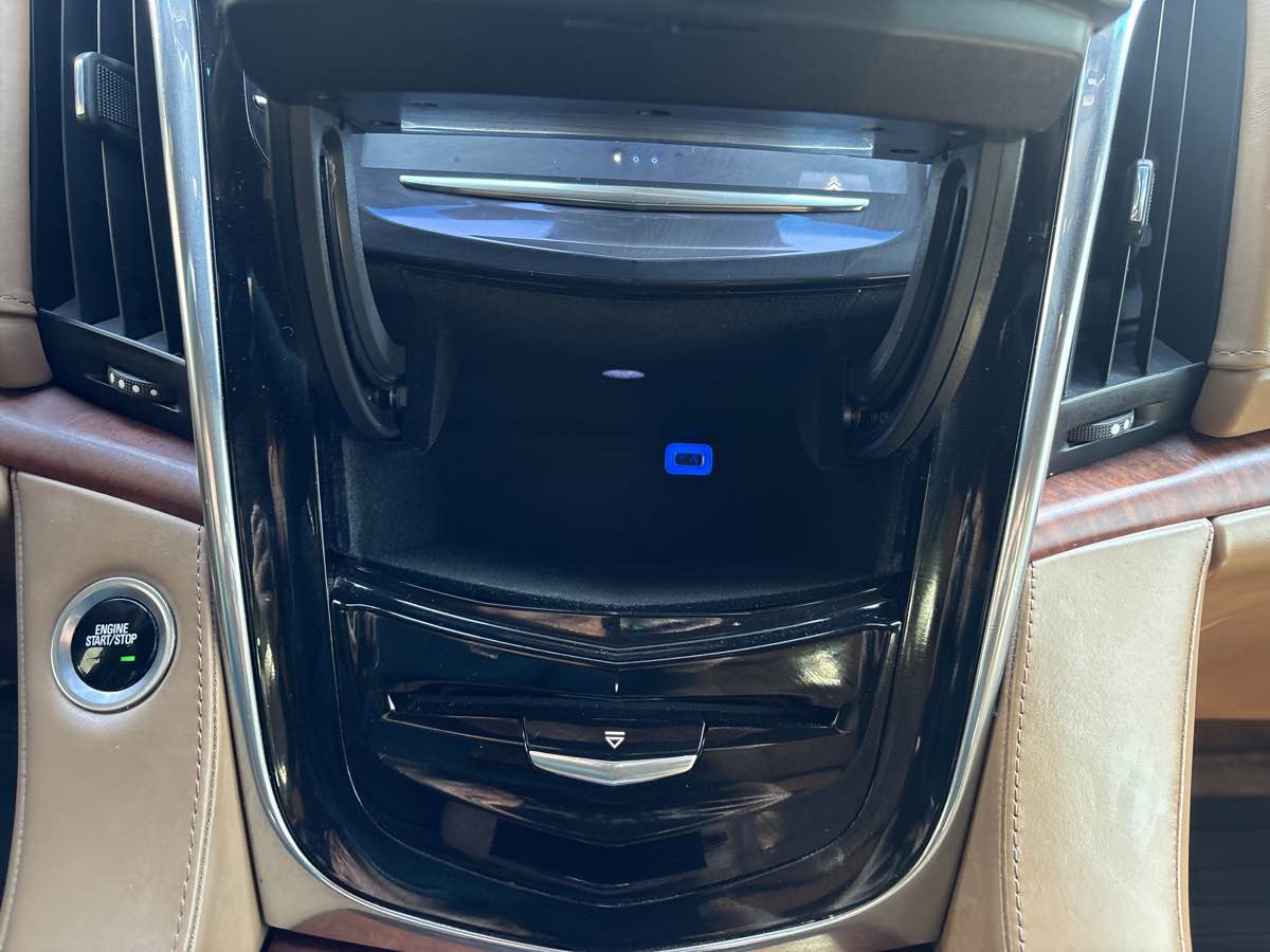 Photo 32 of this Cadillac Escalade ESV