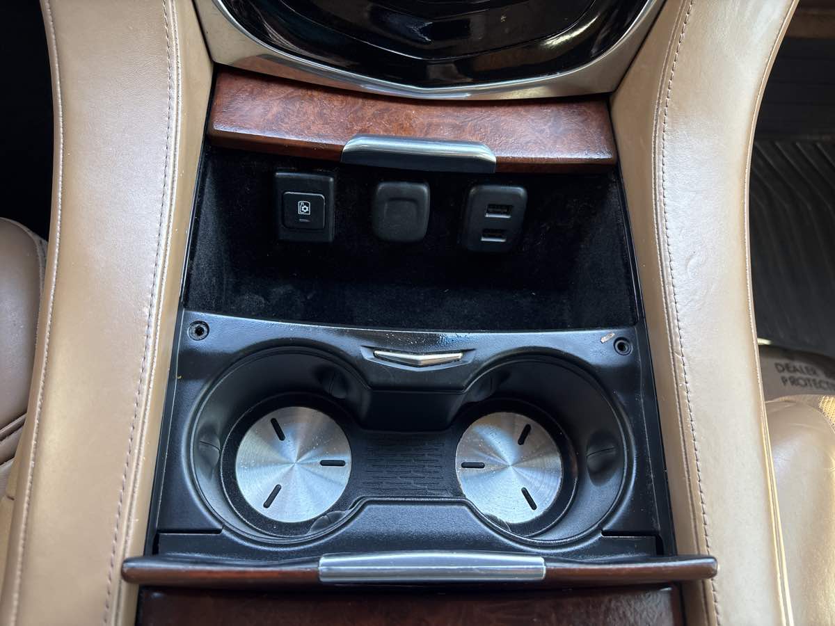 Photo 33 of this Cadillac Escalade ESV
