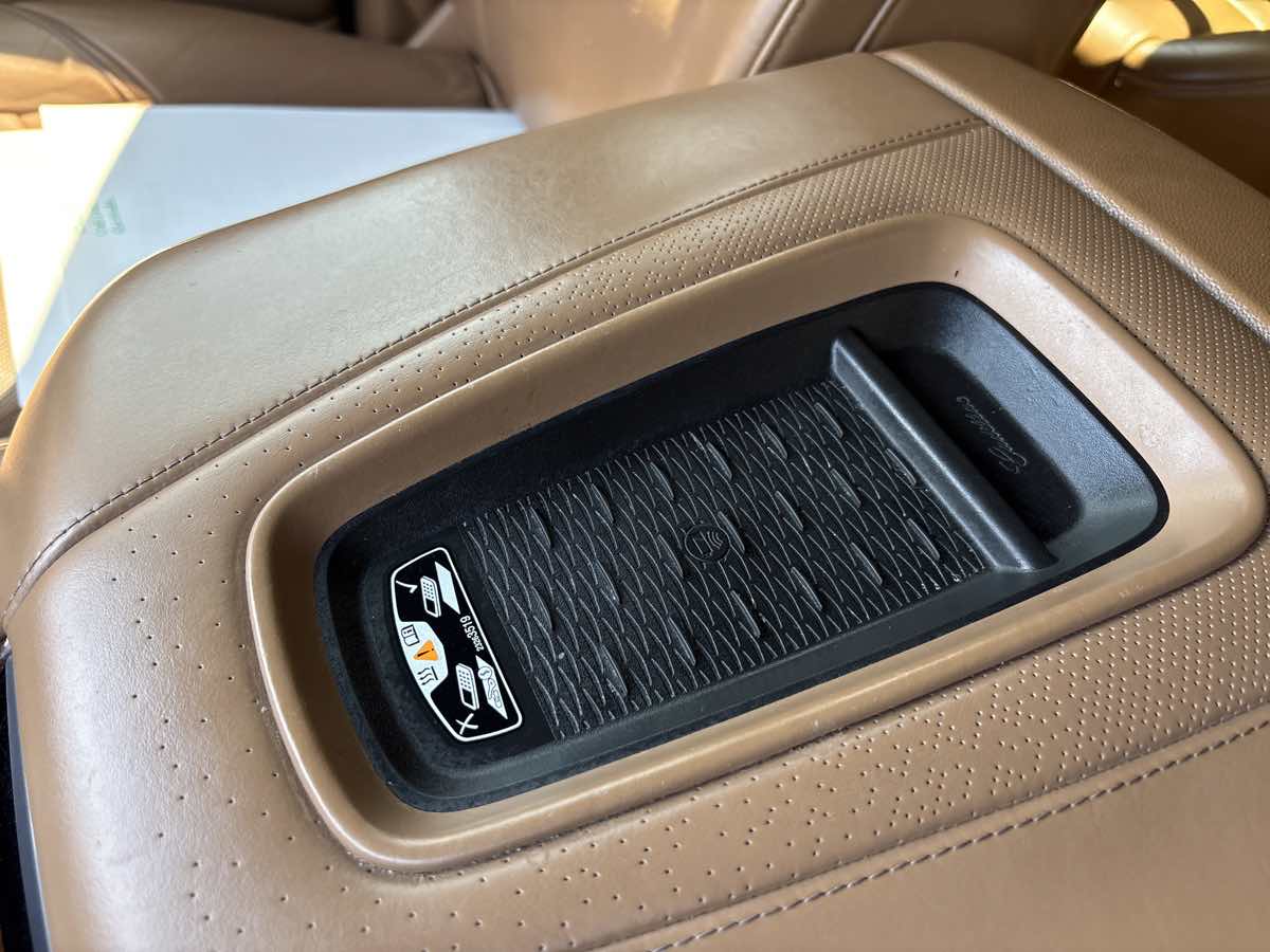 Photo 34 of this Cadillac Escalade ESV