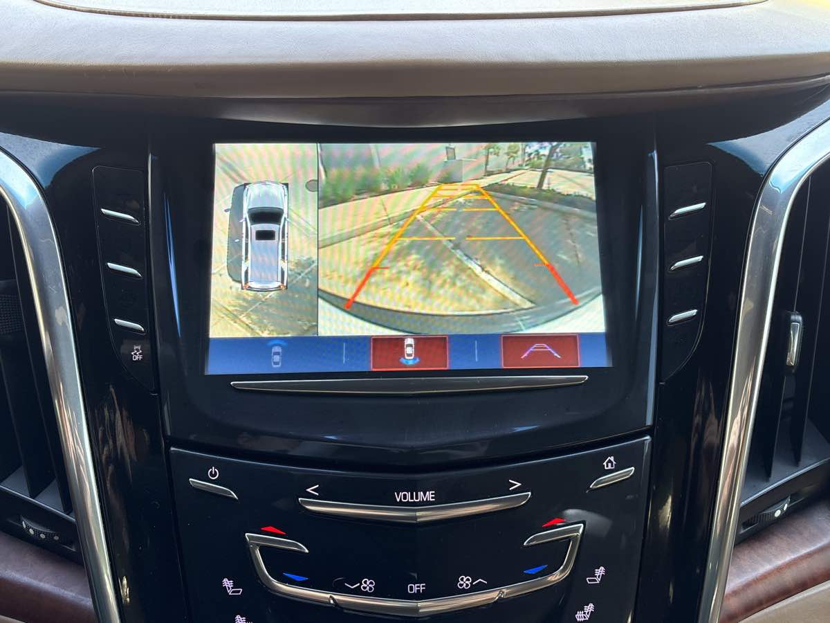 Photo 31 of this Cadillac Escalade ESV