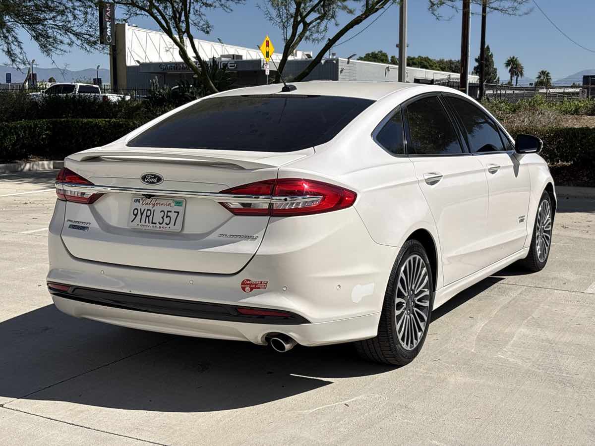 Photo 3 of this Ford Fusion Energi