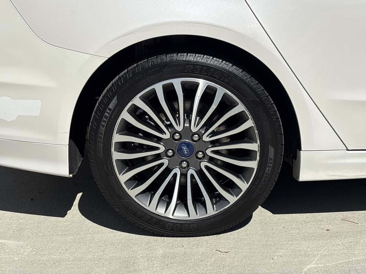 Photo 9 of this Ford Fusion Energi