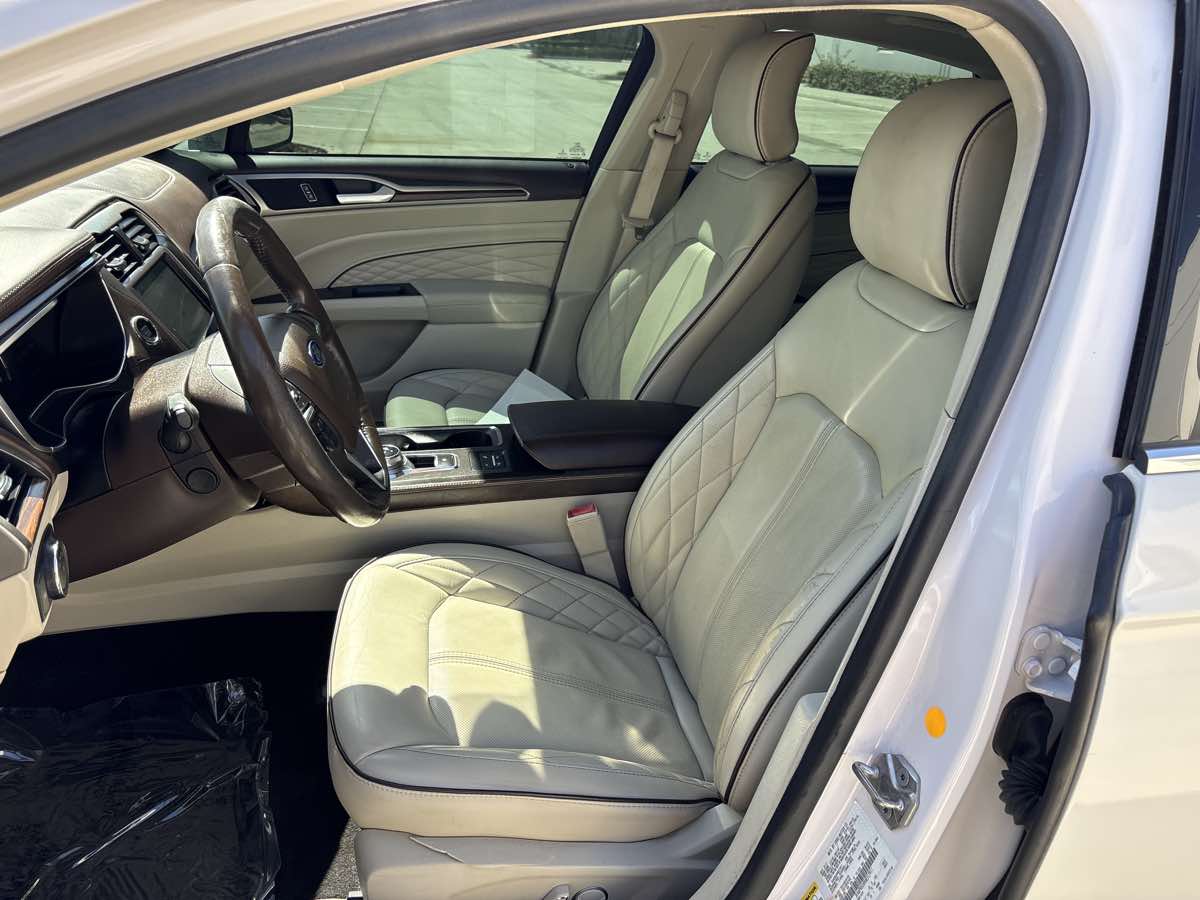 Photo 18 of this Ford Fusion Energi