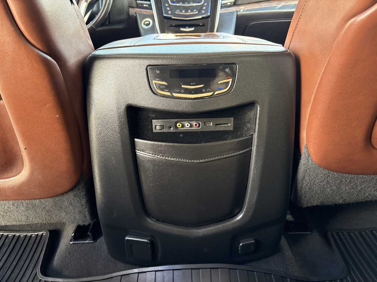 Photo 14 of this Cadillac Escalade ESV