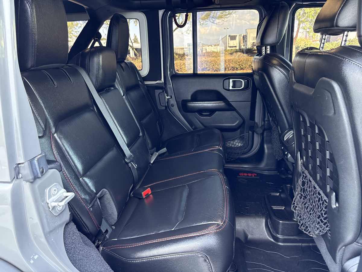 Photo 15 of this Jeep Wrangler Unlimited