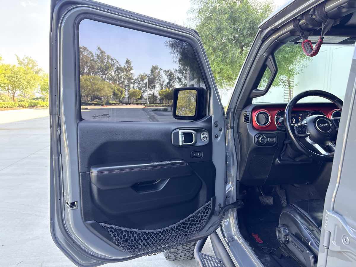 Photo 18 of this Jeep Wrangler Unlimited