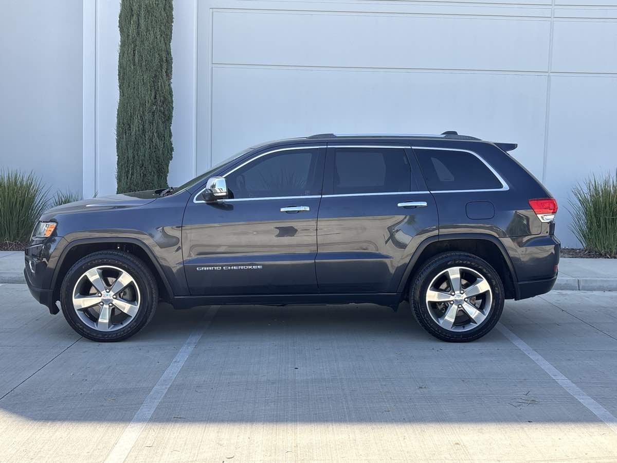 Photo 6 of this Jeep Grand Cherokee