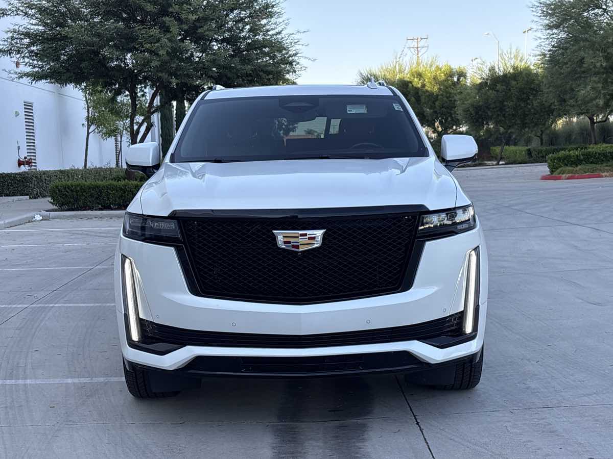Photo 8 of this Cadillac Escalade