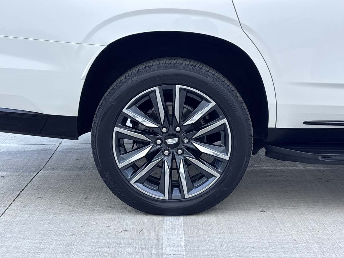 Photo 9 of this Cadillac Escalade